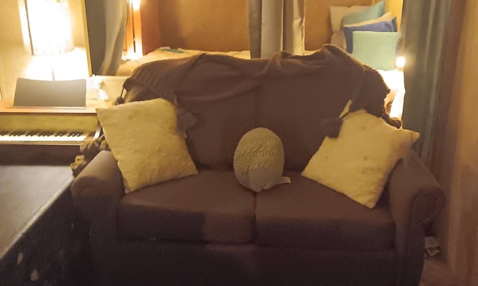 Golden Valley House | Cozy 3 bed RV in’Golden Valley with WiFi, AC you own yard right next lots of fun