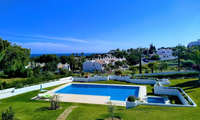 Bouvet Island Apartment | Cozy 3 bedr apt - Peaceful Area - Pool/Beach/Parking