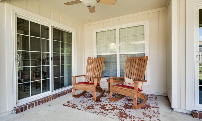 Fleming Island House | Cozy 3BR home near Doctor's Lake/Fleming Island/Fenced Yard