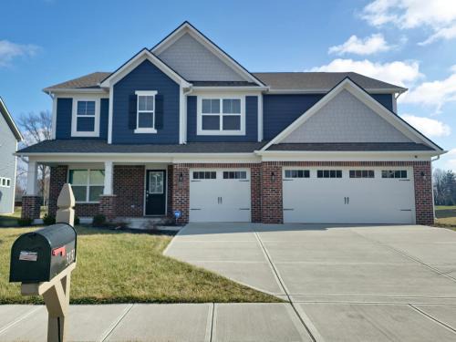 Brownsburg Villa | Cozy 5 bedroom and 4 bathroom