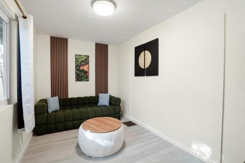 Crocker-Amazon Apartment | Cozy Affordable Private Rooms Newly Renovated near SF Transportation