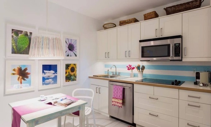 Key Biscayne Apartment | Cozy and Beautiful Beach Apartment