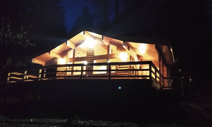 Alta Cabin | Cozy and comfortable wooded cabin