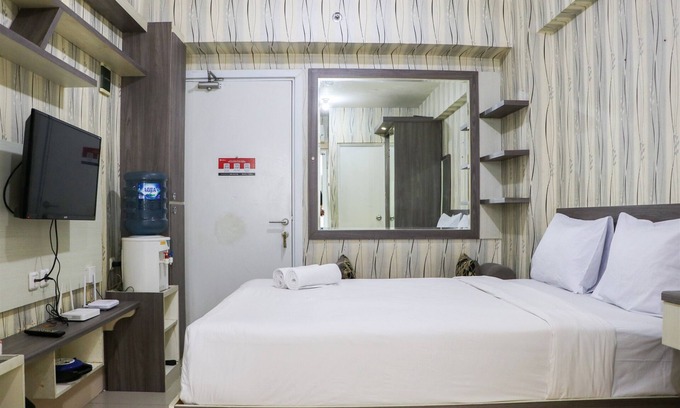 Rawasari Apartment | Cozy And Enjoy Studio Room At Green Pramuka City Apartment