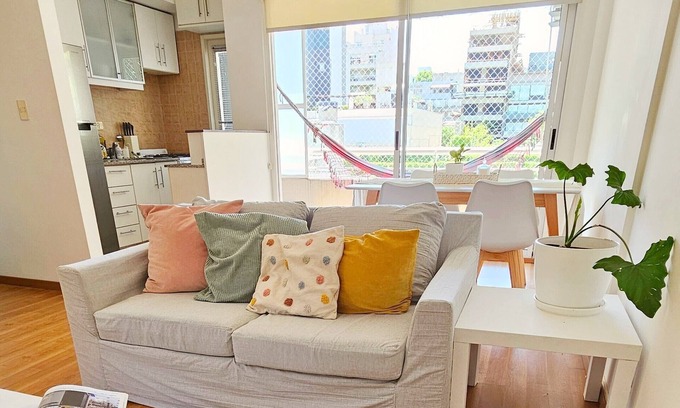Palermo Apartment | Cozy Aparment with Balcony, Hammock & Washing Machine