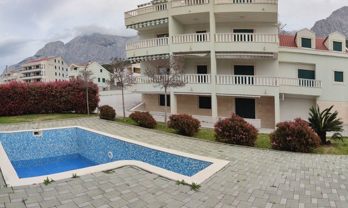 Promajna Apartment | Cozy apartment few meters from the beach!