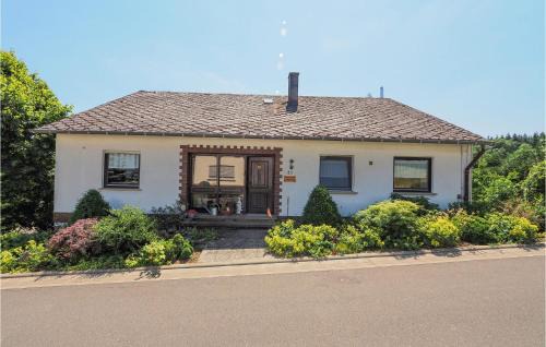 Grenderich Apartment | Cozy Apartment In Grenderich With Wifi