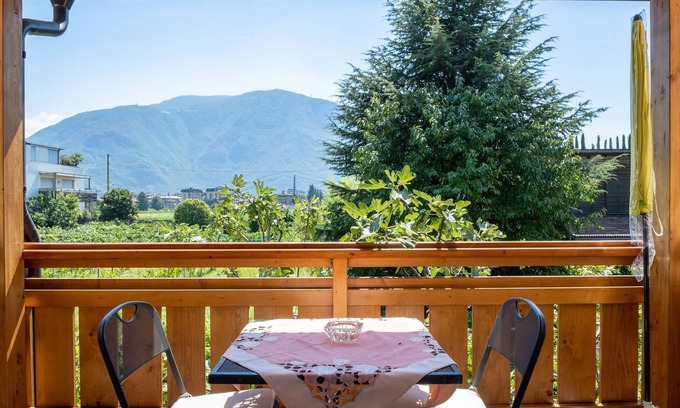 Gries - Quirein Apartment | Cozy Apartment “Urbanhof - Lagrein” with Mountain View, Wi-Fi & Balcony