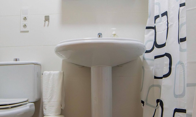 Baza Apartment | Cozy apartment with practical amenities in Baza