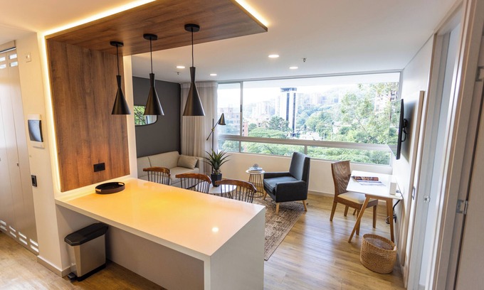 El Tesoro Apartment | - ¡ Cozy Apartment with View in Lovely Poblado ! -