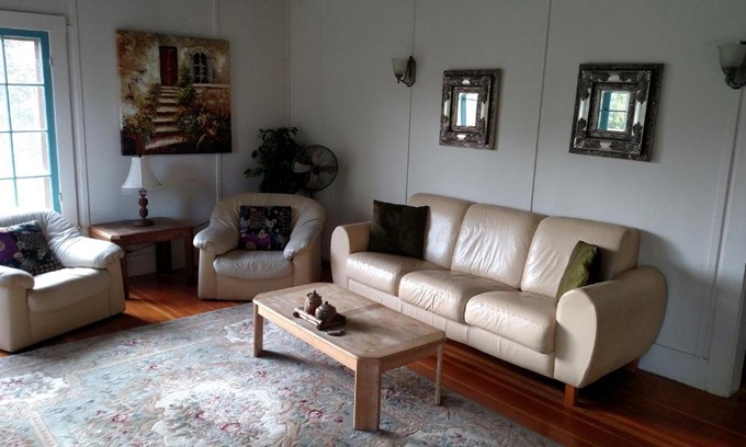 Geyserville Other | Cozy Cabernet Cabin