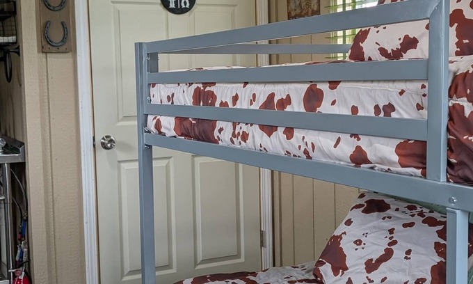 Trenton Cabin | Cozy cabin in charming Trenton NC