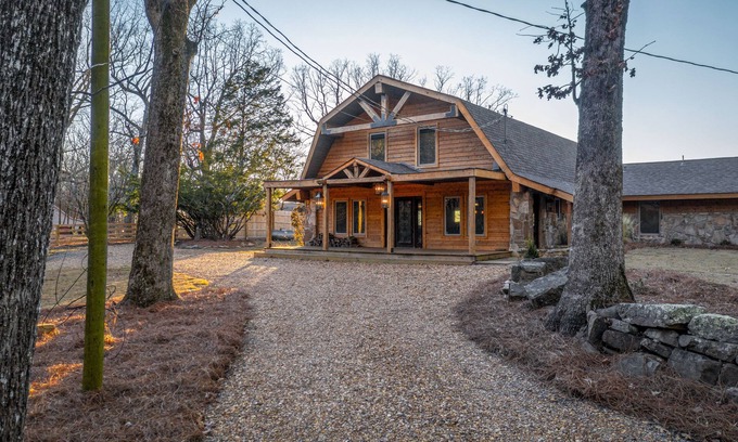Mentone Cabin | Cozy Cabin in Mentone - Incredible Views - Swimming Pool - Hot Tub