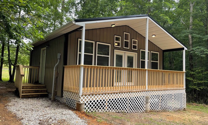 McMinnville Cabin | Cozy cabin in the woods