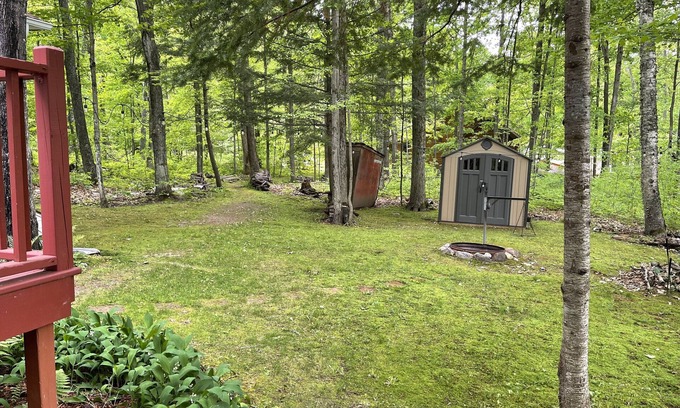 Lakewood Cabin | Cozy Cabin located on the UTV/ATV/Snowmobile Trails