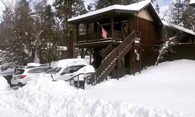 Sugarloaf Cabin | Cozy Cabin Vibes with Fireplace & Hot Tub