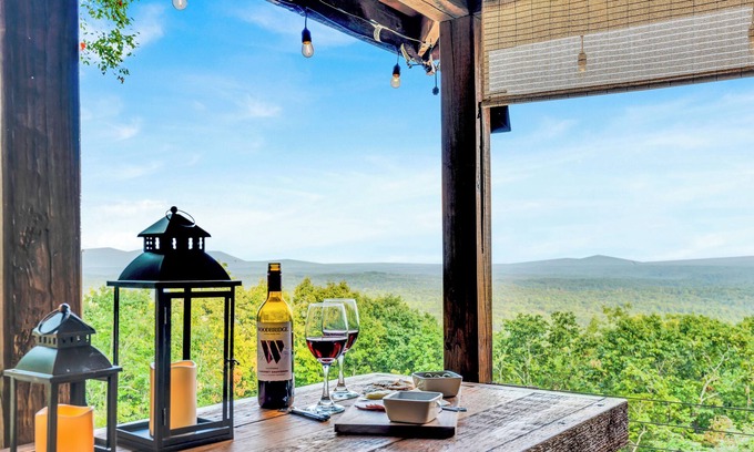 Ellijay Cabin | Cozy Cabin with Amazing Long-Range View