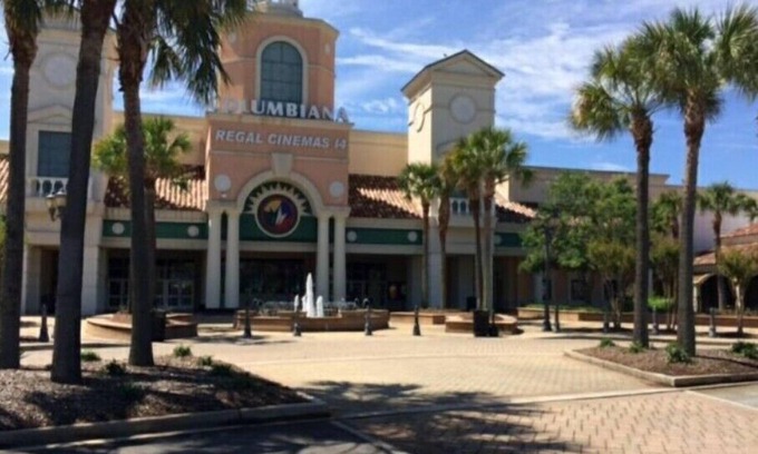 Seven Oaks House | Cozy Camper in St. Andrews, Irmo, Harbison Blvd.
