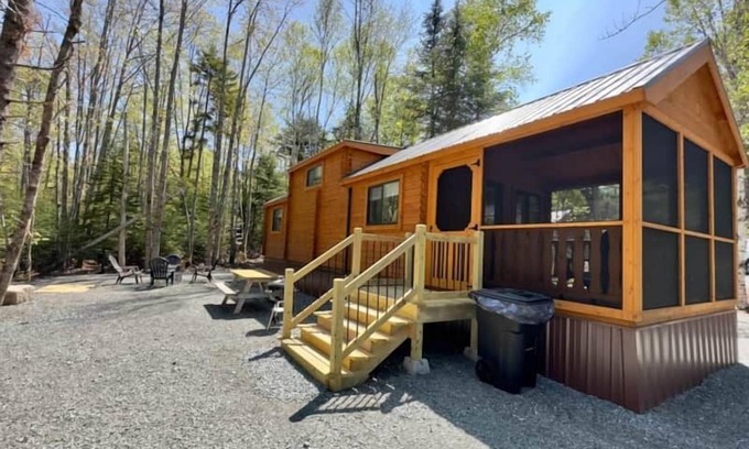 Steuben Cabin | Cozy Coastal Cabin #2