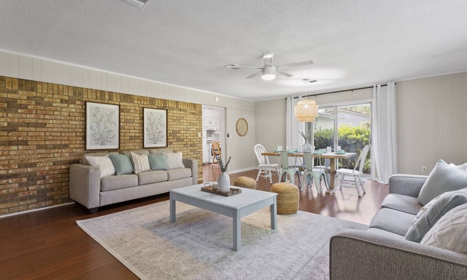 Ocean Springs House | Cozy Coastal Home in Golf Cart District