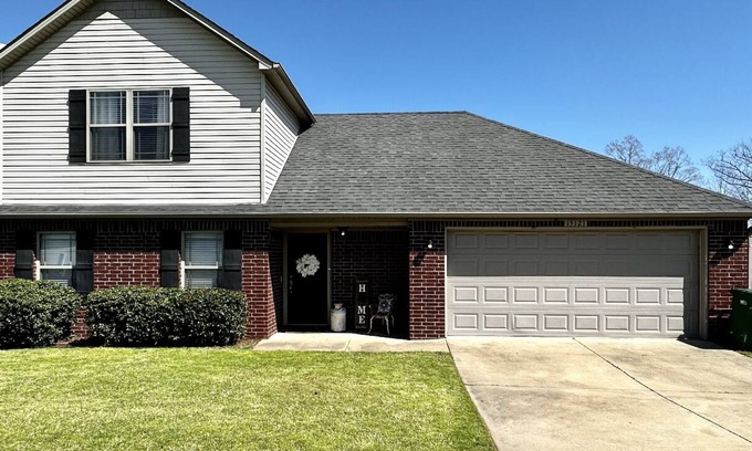 Ferndale House | Cozy, comfy and beautiful 3 BDR home