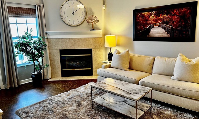 Indianapolis Condo | Cozy Condo in Carmel!