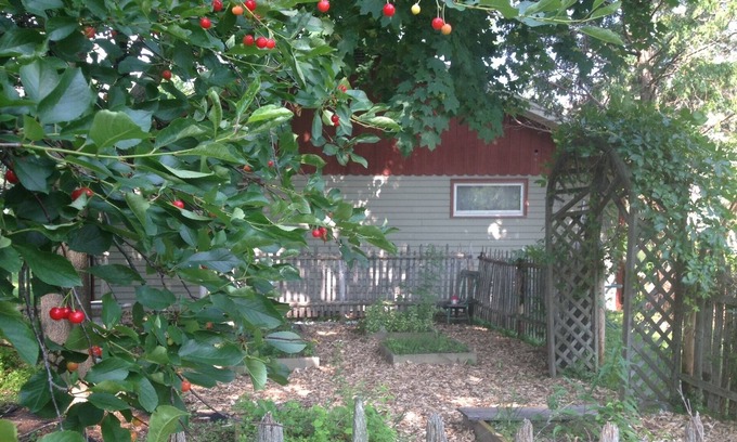 Waupaca Cottage | Cozy cottage in Waupaca