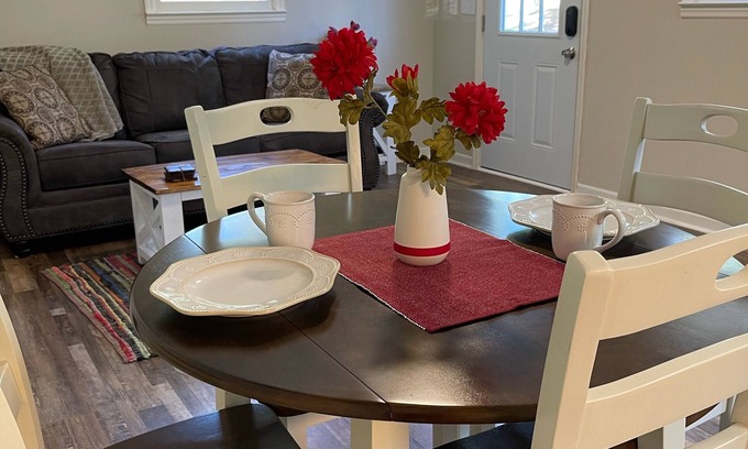 Seneca Cottage | Cozy cottage quiet and secluded but close to everything.