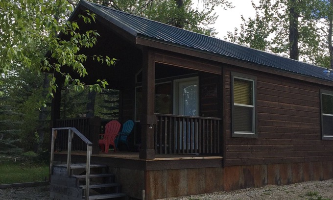 Red Lodge Cabin | Cozy Creekside Cabin