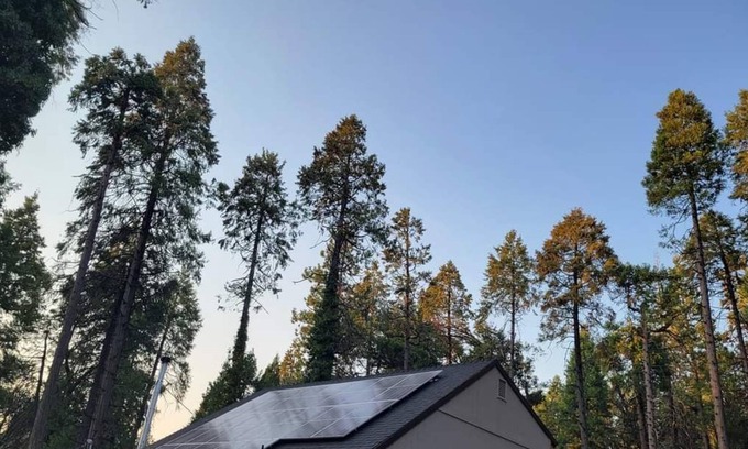 Pollock Pines House | Cozy Getaway in the Woods (Dog-friendly!)