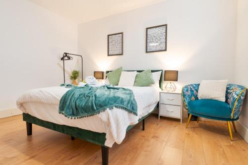 Canterbury Apartment | Cozy Ground Floor Getaway Stylish & Central 1BR