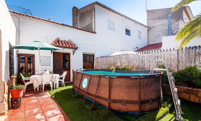 Cuevas del Campo House | Cozy home in Cuevas del Campo with WiFi