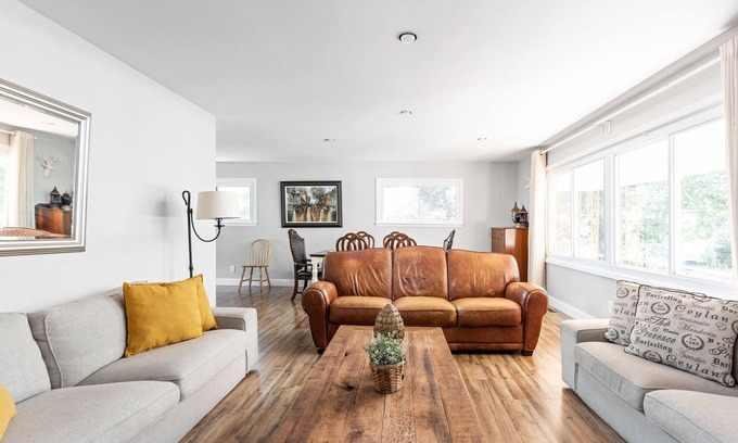 Carmel House | Cozy Home in Carmel