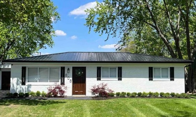 Whitestown House | Cozy home in Whitestown