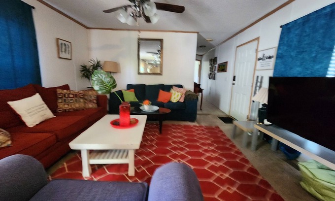 Pensacola House | Cozy Home Near Pensacola &Perdido Key Beaches, Next 2 NAS. Ideal 4Longterm stays