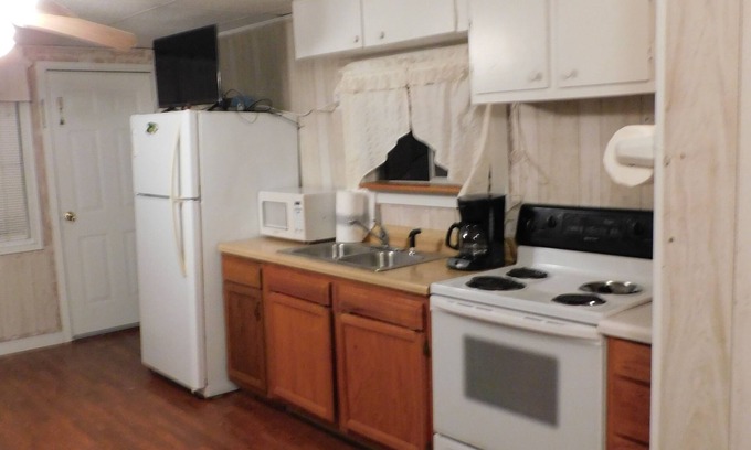 New Tazewell Boat Rental | Cozy house boat in enchanting New Tazewell on Norris Lake with AC, WiFi