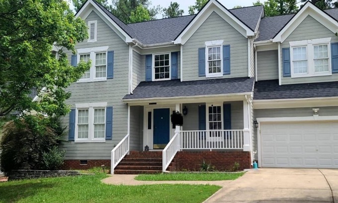 Cary House | Cozy house in enjoyable Cary