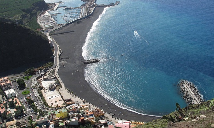 Tijarafe House | Cozy house surrounded by palms, western, views to the Atlantic, best climate