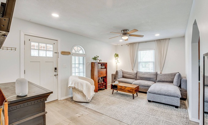 Kansas City House | Cozy Kansas City Home - 3 Mi to Worlds of Fun!