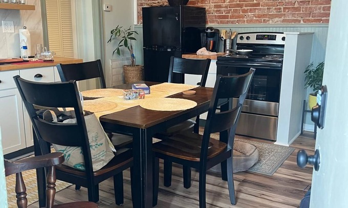 St. Charles Historic District Apartment | Cozy Loft from 1860 in Frenchtown facing Katy trail St Charles MO