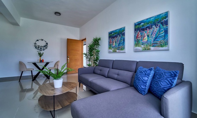 Residencial ROMANA Apartment | Cozy Nest