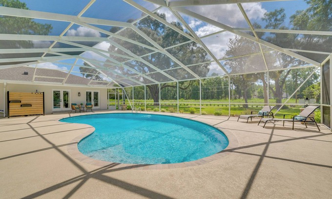 Ocala House | Cozy Ocala Retreat w/Pool, Screened Lanai!