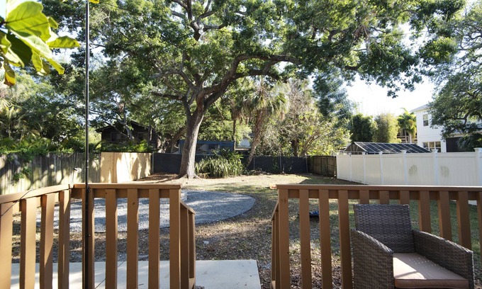 Ballast Point Apartment | Cozy One Bedroom Apartment!