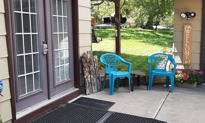 Grand Rapids House | Cozy, Quiet Urban Retreat