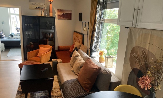 Alesund Apartment | Cozy renovated apartment in historical house.