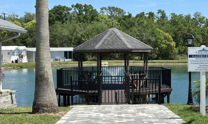 Zephyrhills South House | Cozy Retreat in a Charming Resort