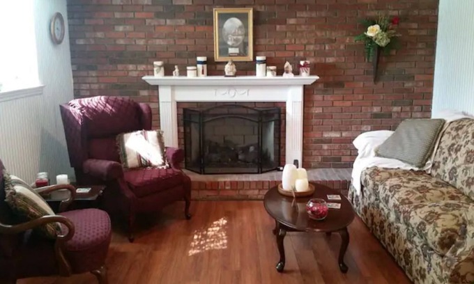 Graysville Apartment | Cozy Rosecrest Suite, 1 min to I-75, full kitchen, sleeps 4, Safe area