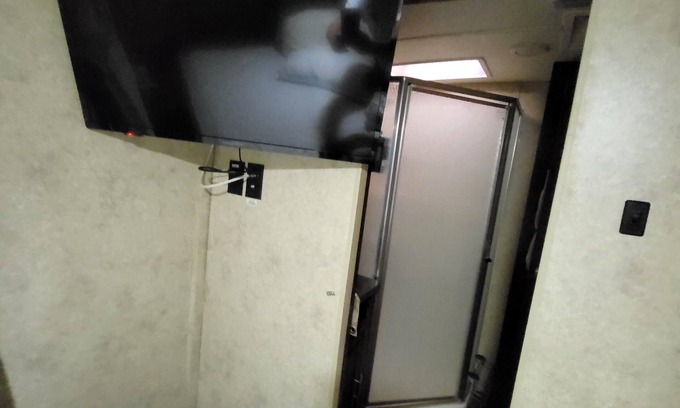 Pineland House | Cozy RV at Blue Springs Landing with all the comforts of home.