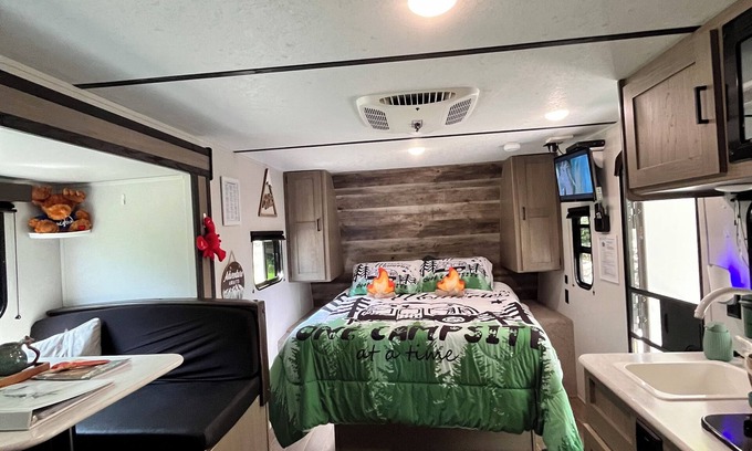 Orland House | Cozy RV in Charming Orland with AC