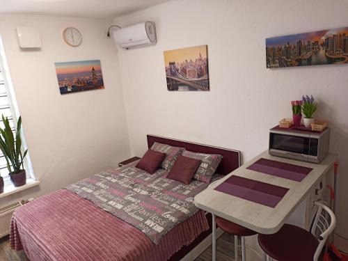 Dniprovs'kyi District Apartment | Cozy Smart Studio Apartment in a Closed Residential Complex Comfort Town КТ-11